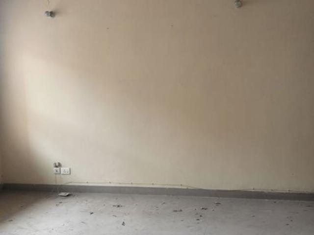 Resale | 2 BHK 1304 Sq.Ft. Apartment in SRS Residency