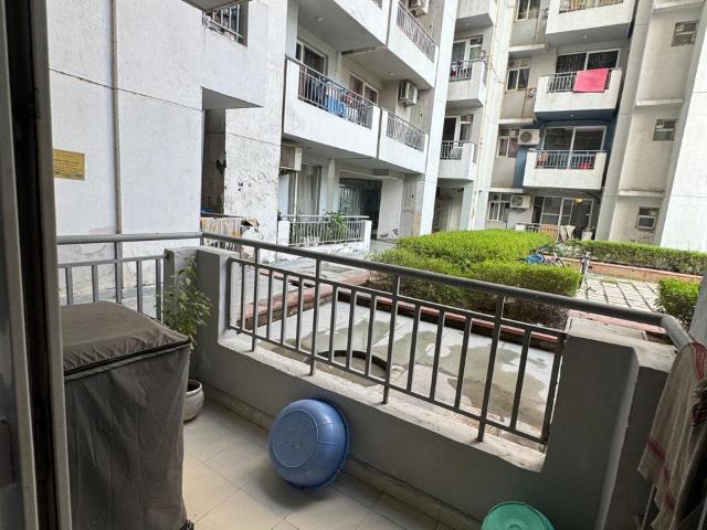 Resale | 2 BHK 1320 Sq.Ft. Apartment in Anant Raj Maceo