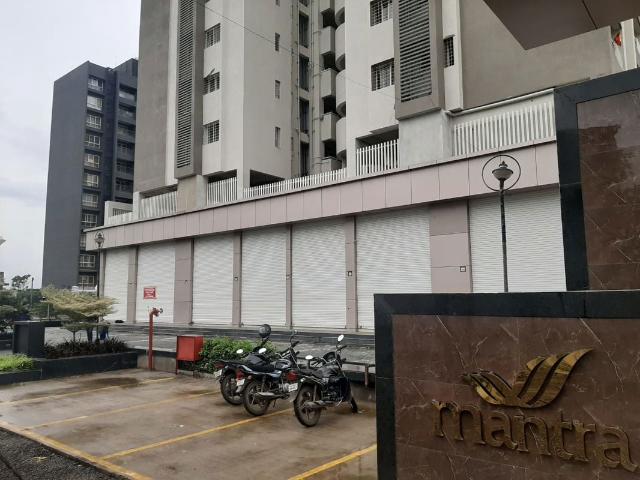 Resale | 2 BHK + 1332 Sq.Ft. Apartment in Mantra Insignia