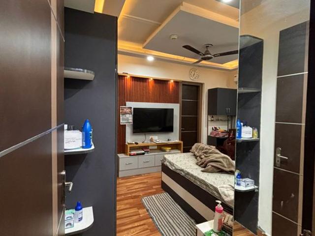 Resale | 2 BHK 1450 Sq.Ft. Apartment in Ace Starlit
