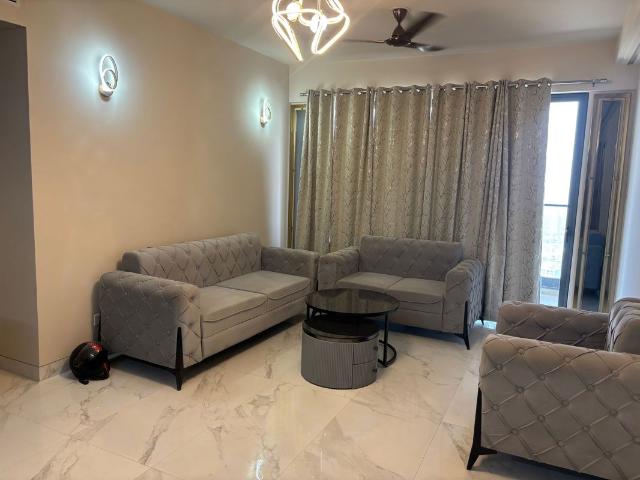 Resale | 2 BHK + 1450 Sq.Ft. Apartment in M3M Heights