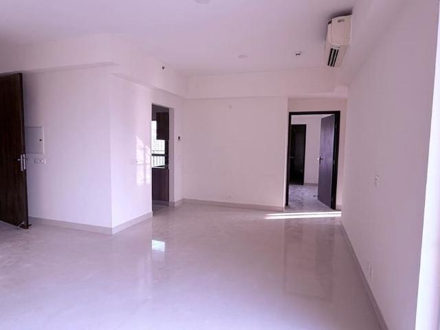 Resale | 2 BHK 1400 Sq.Ft. Apartment in Godrej Air Sector 85