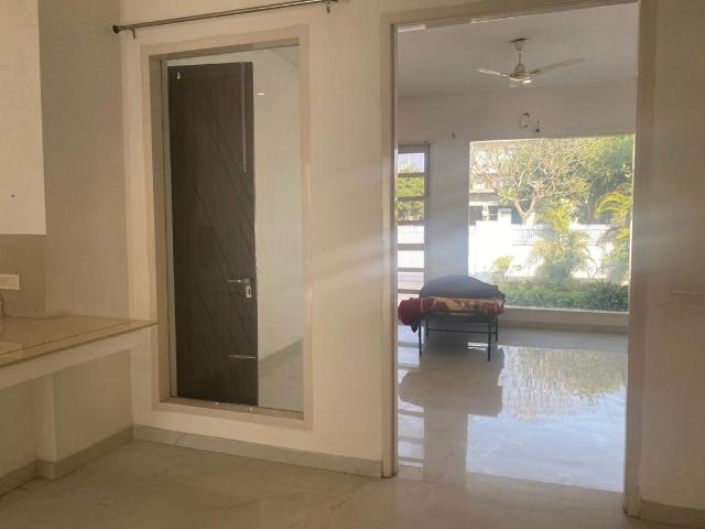 Resale | 2 BHK 1400 Sq.Ft. Apartment in Omaxe New Chandigarh