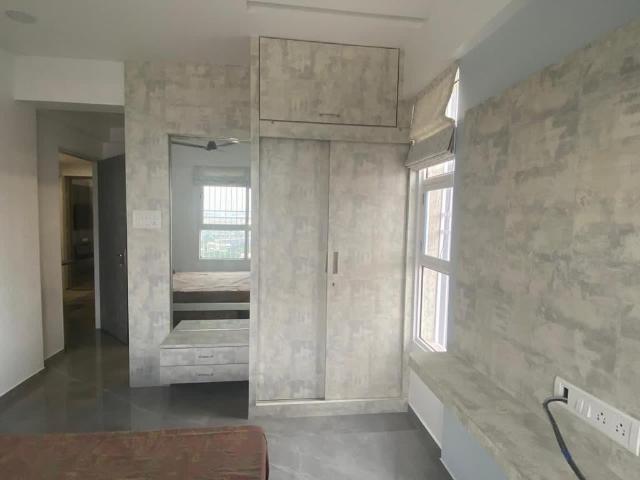 Resale | 2 BHK 1400 Sq.Ft. Apartment in Mittal High Mont