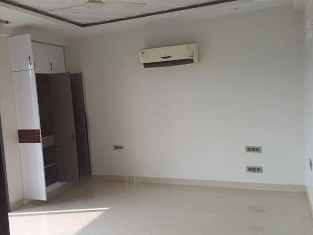 Resale | 2 BHK 1410 Sq.Ft. Apartment in Godrej Air Sector 85