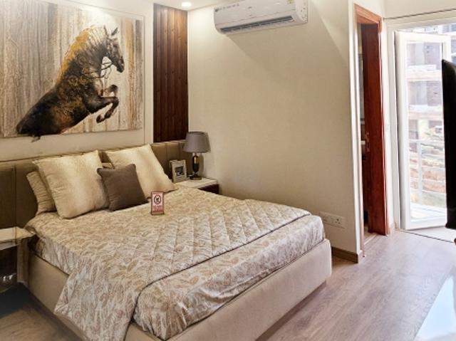 Resale | 2 BHK 1550 Sq.Ft. Apartment in Puri Emerald Bay