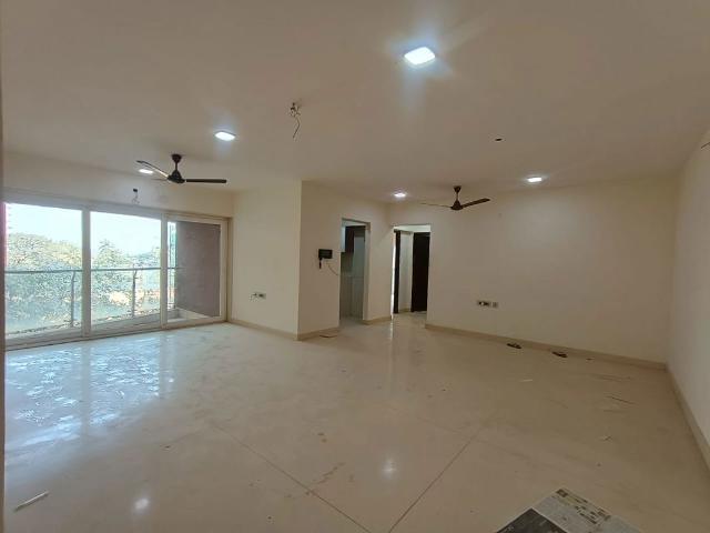 Resale | 2 BHK 1500 Sq.Ft. Apartment in RNA Continental
