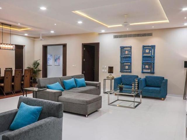 Resale | 2 BHK 1539 Sq.Ft. Apartment in Barkatpura I