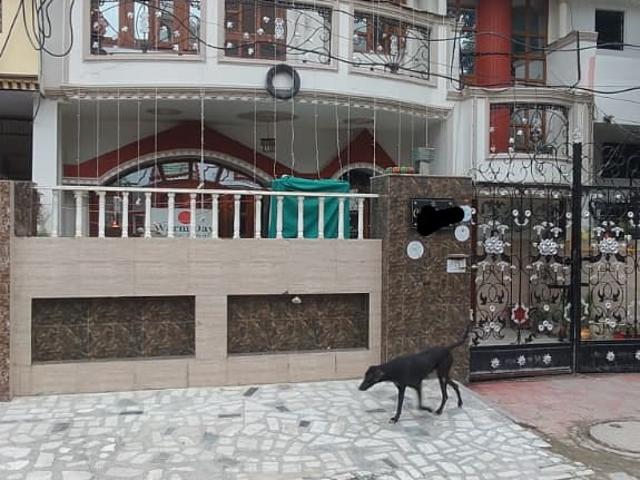 Resale | 2 BHK 160 Sq.Yd. Independent House in Sector 16
