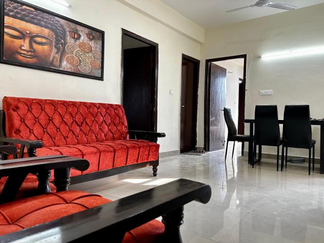 Resale | 2 BHK 1850 Sq.Ft. Apartment in VVIP Addresses