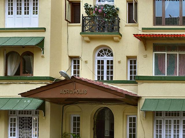 Resale | 2 BHK 1880 Sq.Ft. Apartment in SP Acropolis Patropolis and Heliopolis