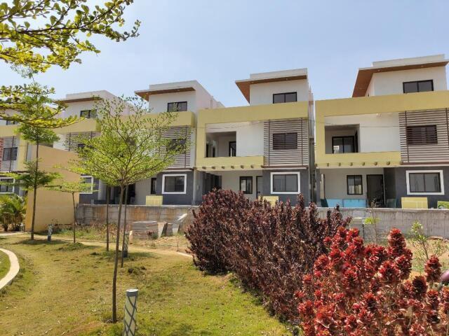 Resale | 2 BHK 2523 Sq.Ft. Apartment in Shriram Chirping Grove