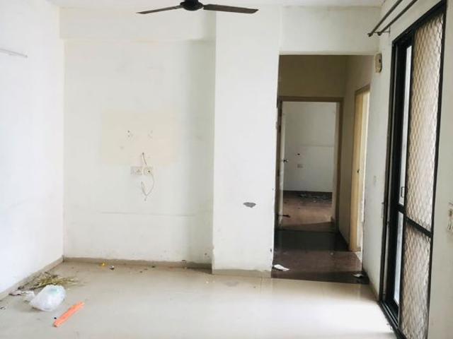 Resale | 2 BHK + 473 Sq.Ft. Apartment in OP Floridaa
