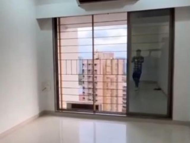 Resale | 2 BHK 500 Sq.Ft. Apartment in Azim Apartment