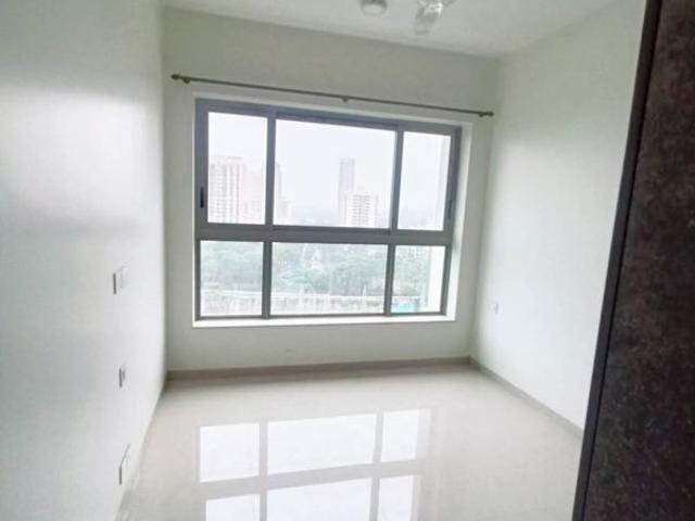 Resale | 2 BHK 527 Sq.Ft. Apartment in Kalpataru Paramount A