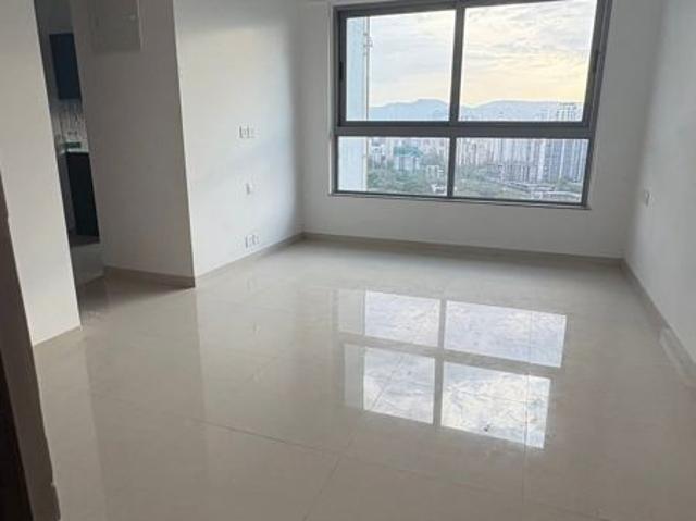 Resale | 2 BHK 527 Sq.Ft. Apartment in Kalpataru Paramount