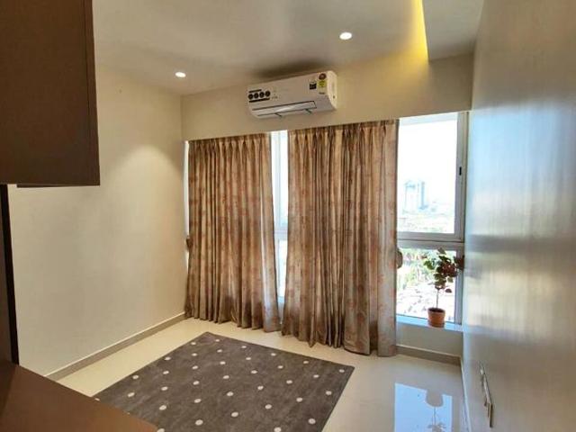 Resale | 2 BHK + 538 Sq.Ft. Apartment in Sion