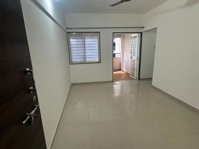 Resale | 2 BHK 550 Sq.Ft. Apartment in Solitaire Palms