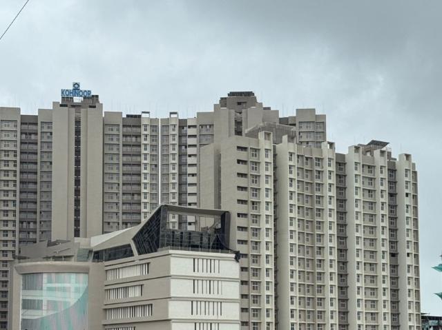 Resale | 2 BHK + 567 Sq.Ft. Apartment in Kohinoor Eden