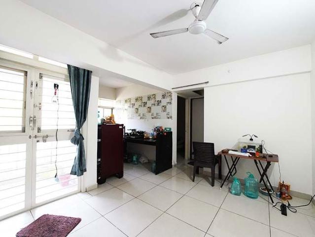 Resale | 2 BHK 560 Sq.Ft. Apartment in Prkriti Surbhi Mangalam