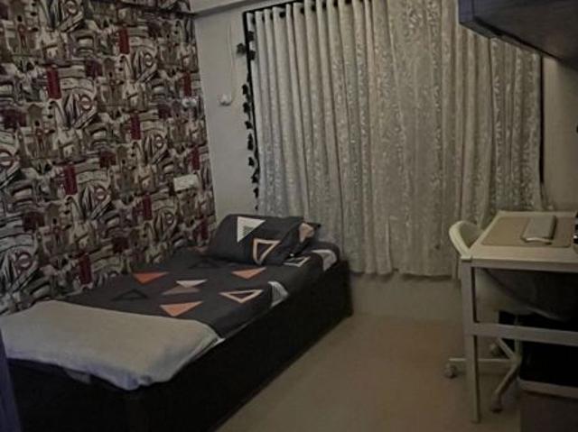 Resale | 2 BHK 560 Sq.Ft. Apartment in Romell Empress