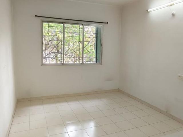 Resale | 2 BHK 576 Sq.Ft. Apartment in Kohinoor Courtyard One