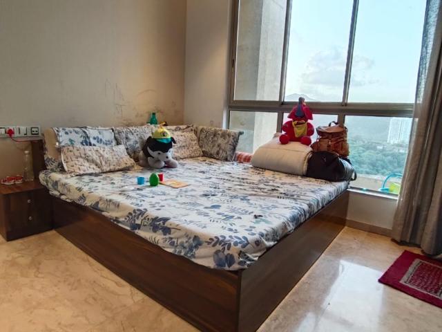 Resale | 2 BHK 570 Sq.Ft. Apartment in Hiranandani Estate