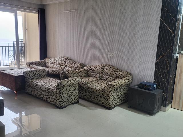 Resale | 2 BHK 573 Sq.Ft. Apartment in Signature Global Prime