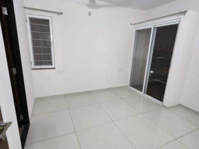 Resale | 2 BHK 581 Sq.Ft. Apartment in Tricity Bayview
