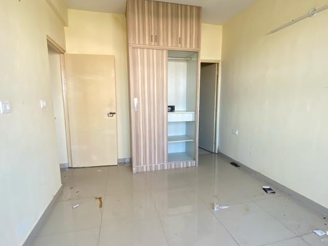Resale | 2 BHK 581 Sq.Ft. Apartment in Pyramid Elite