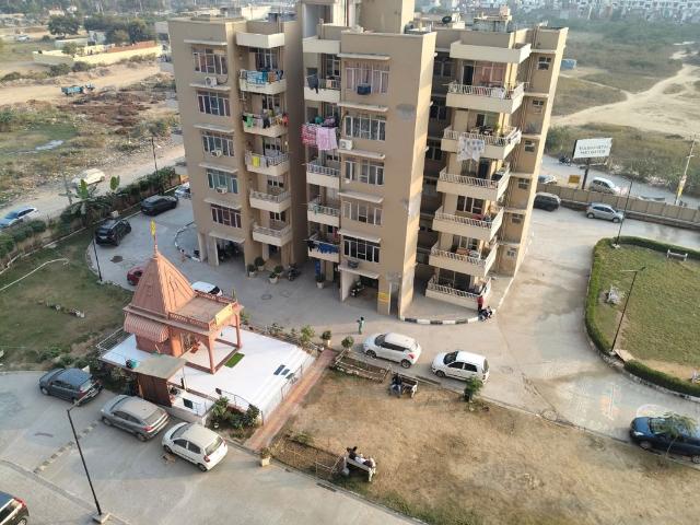 Resale | 2 BHK 582 Sq.Ft. Apartment in Vashisht Heights