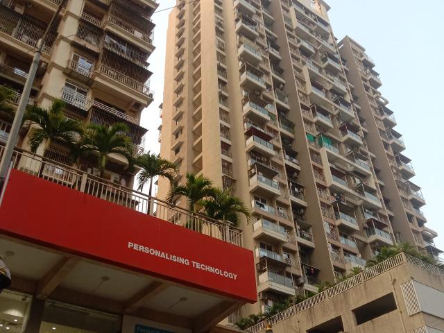 Resale | 2 BHK 598 Sq.Ft. Apartment in Gami Reagan