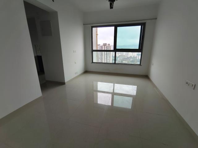 Resale | 2 BHK 598 Sq.Ft. Apartment in Kalpataru Immensa