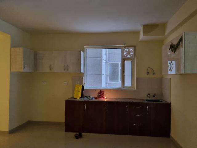 Resale | 2 BHK + 593 Sq.Ft. Apartment in Pyramid Elite