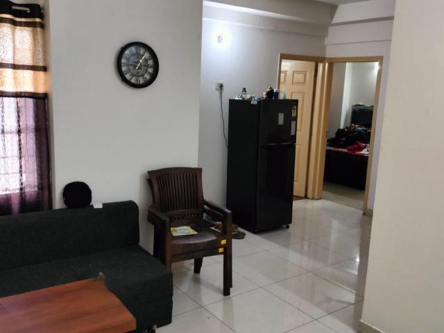 Resale | 2 BHK 608 Sq.Ft. Apartment in Express Zenith