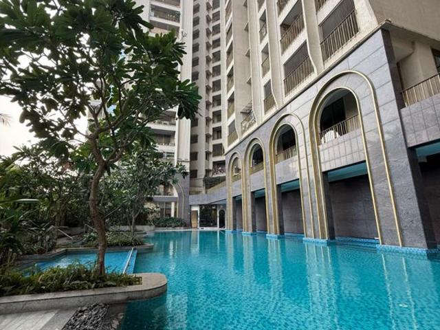 Resale | 2 BHK 600 Sq.Ft. Apartment in Godrej RKS