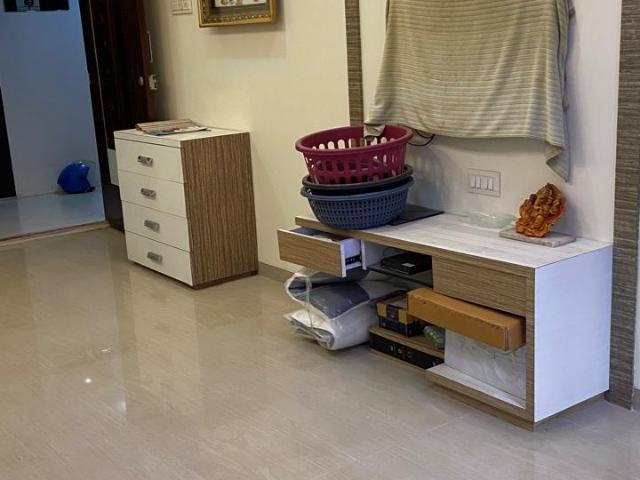Resale | 2 BHK 600 Sq.Ft. Apartment in Kamal Van CHS