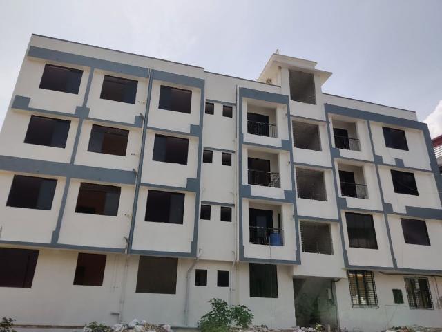 Resale | 2 BHK 600 Sq.Ft. Apartment in Kalher