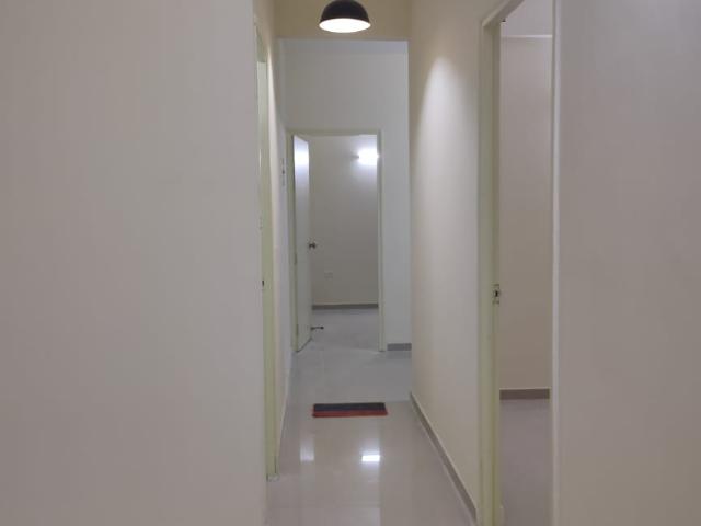 Resale | 2 BHK 600 Sq.Ft. Apartment in Pyramid Elite