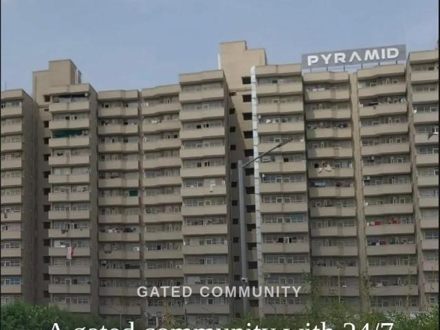 Resale | 2 BHK 600 Sq.Ft. Apartment in Pyramid Elite