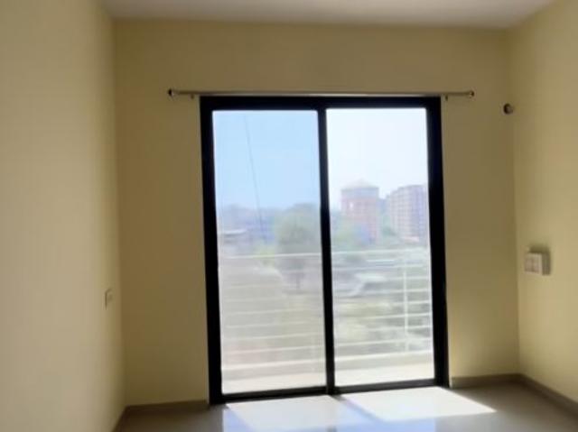 Resale | 2 BHK 600 Sq.Ft. Apartment in SB One