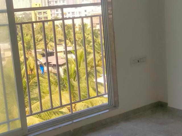 Resale | 2 BHK 600 Sq.Ft. Apartment in Shivmangal Apartment