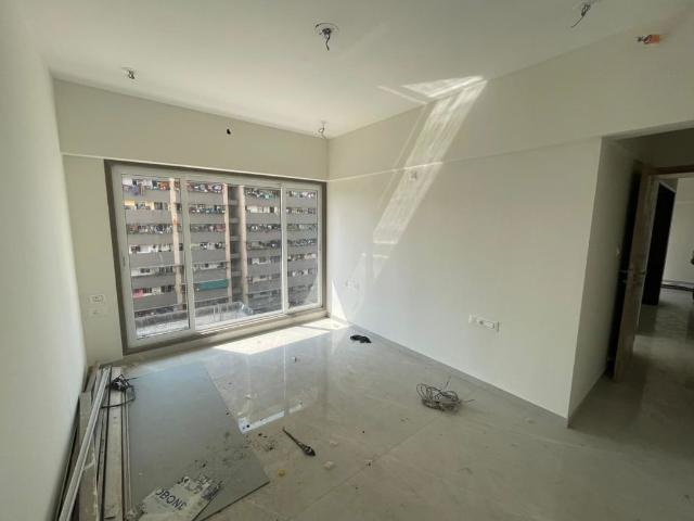 Resale | 2 BHK 600 Sq.Ft. Apartment in Sri Zynergy