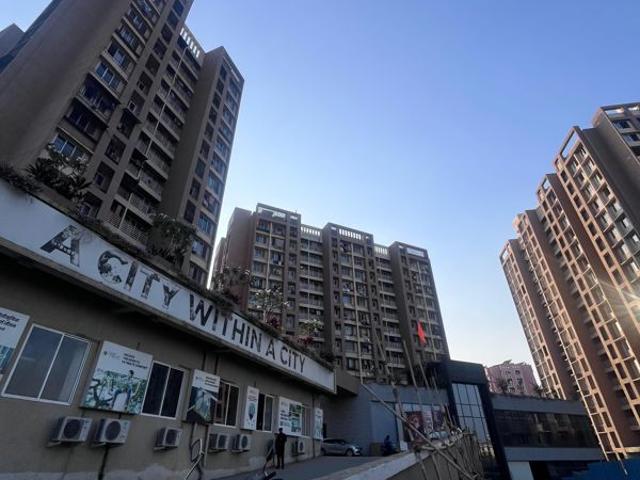 Resale | 2 BHK 619 Sq.Ft. Apartment in Charms Global City