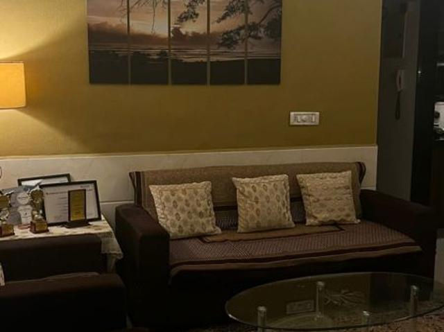 Resale | 2 BHK + 610 Sq.Ft. Apartment in Romell Empress Phase II