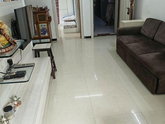 Resale | 2 BHK 610 Sq.Ft. Apartment in Shruti CHS