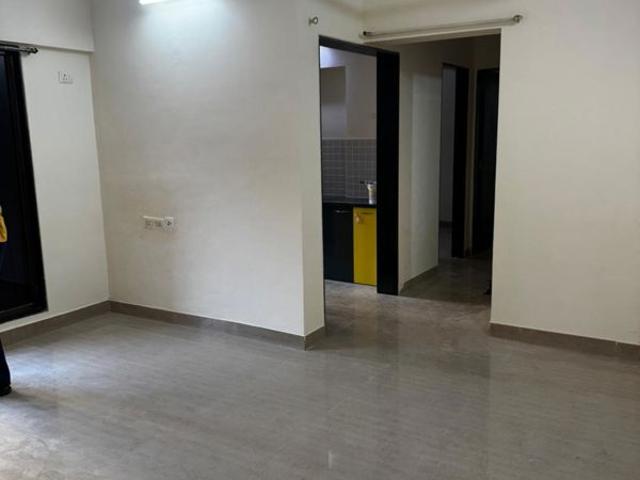 Resale | 2 BHK 624 Sq.Ft. Apartment in Akruti Hubtown
