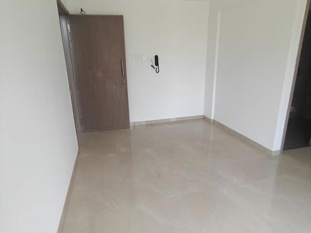 Resale | 2 BHK 620 Sq.Ft. Apartment in Dahisar West