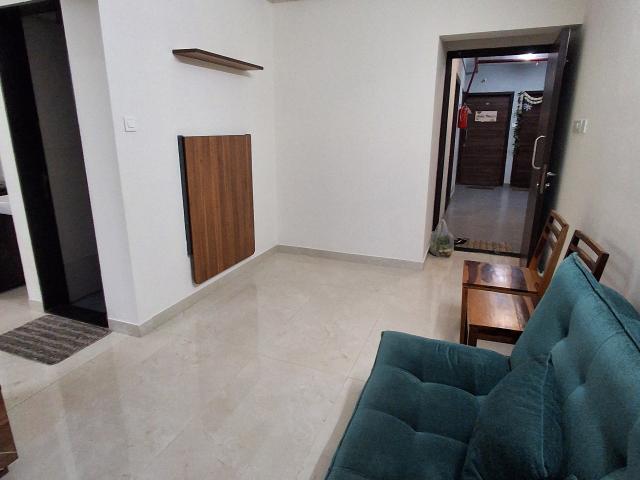Resale | 2 BHK 635 Sq.Ft. Apartment in Vandana CHS Kandivali