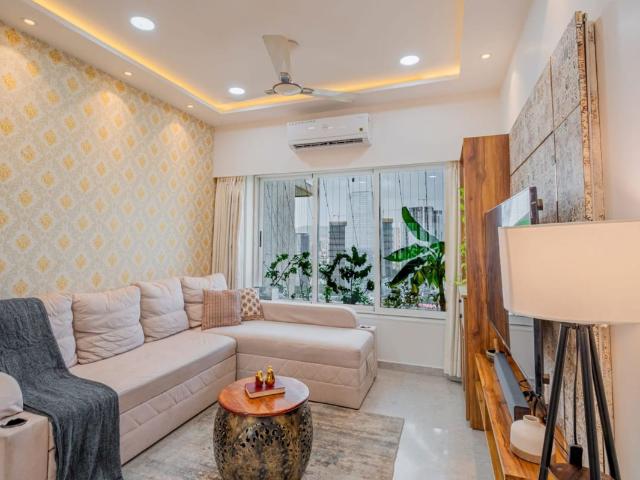 Resale | 2 BHK + 635 Sq.Ft. Apartment in Vardhan Royale